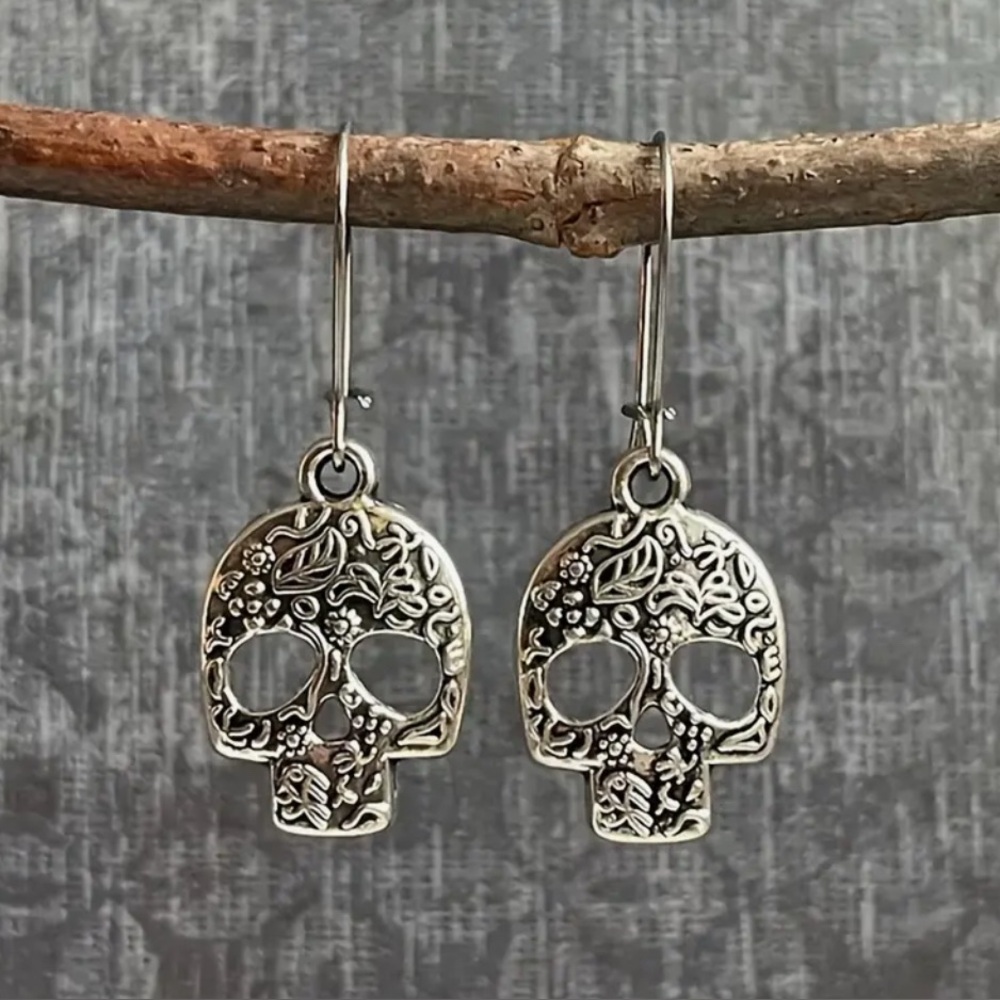 Silver Skull Dangle Earrings